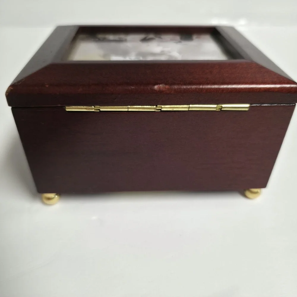 Jordan Mark Wooden Musical Jewelry Box Mahogany Finish Keepsake Photo Frame Lid